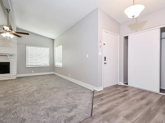 3rd image of 1404 Lucaccini Ln