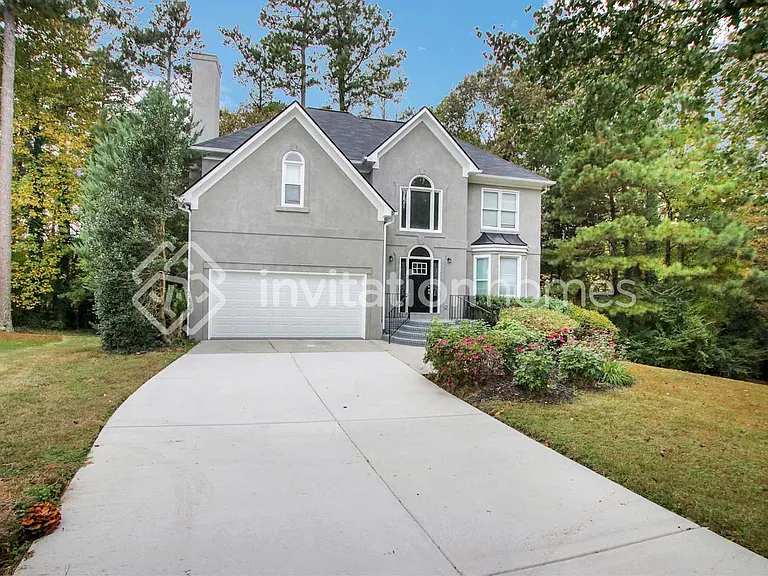 2719 McCoy Ave — Photo 1