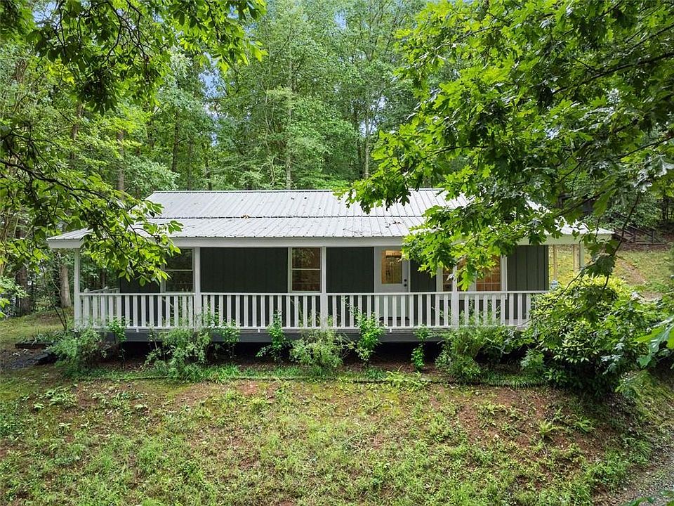 1st image of 220 Silver Fox Dr