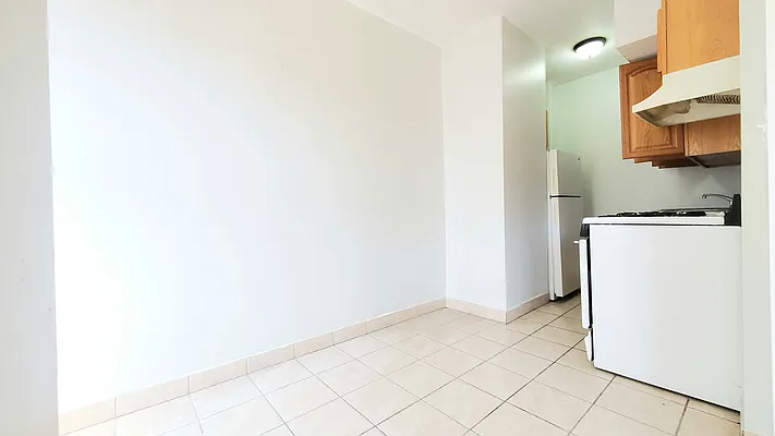 Rented by BRICK & GALO REALTY CORP | media 12