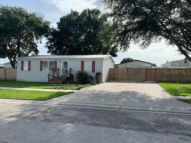 1st image of 3925 Kiah Dr