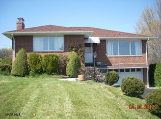 1507 Walnut St, Hollidaysburg, PA 16648