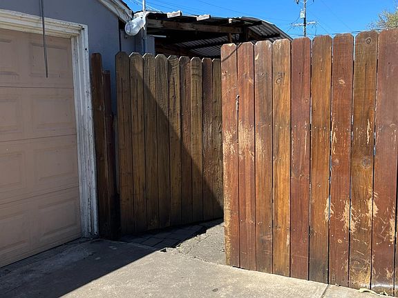 4th image of 717 Modoc Street