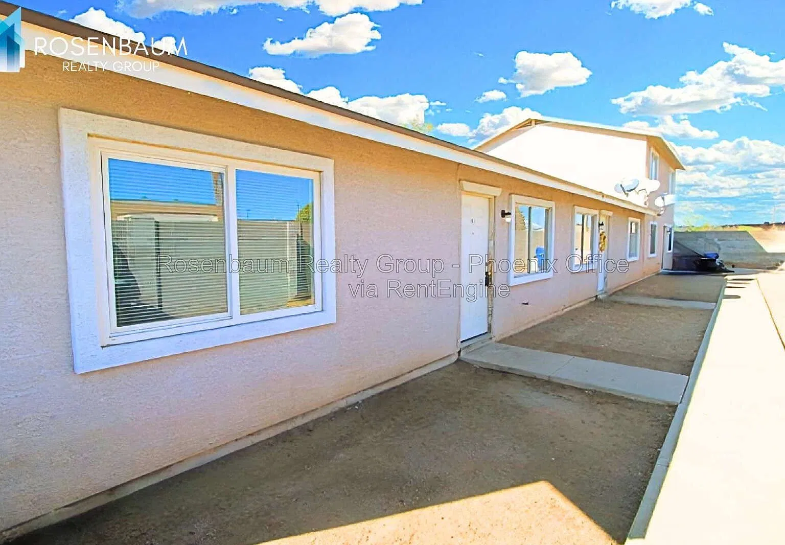 2 bed, 1.0 bath, 805 sqft, $1,195 — Photo 2