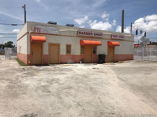 2nd image of 2216 Ali Baba Ave
