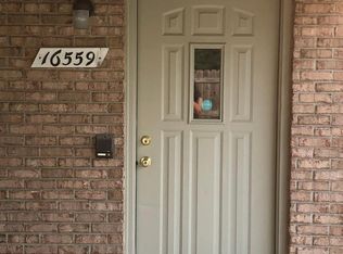 16559 E 12 Mile Rd, Roseville, MI 48066