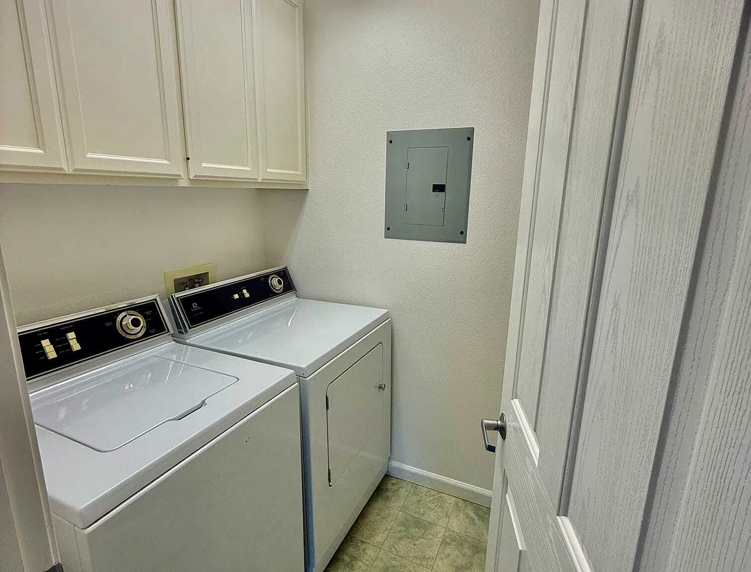 133 Argall Way - 1 - 1 — Photo 3