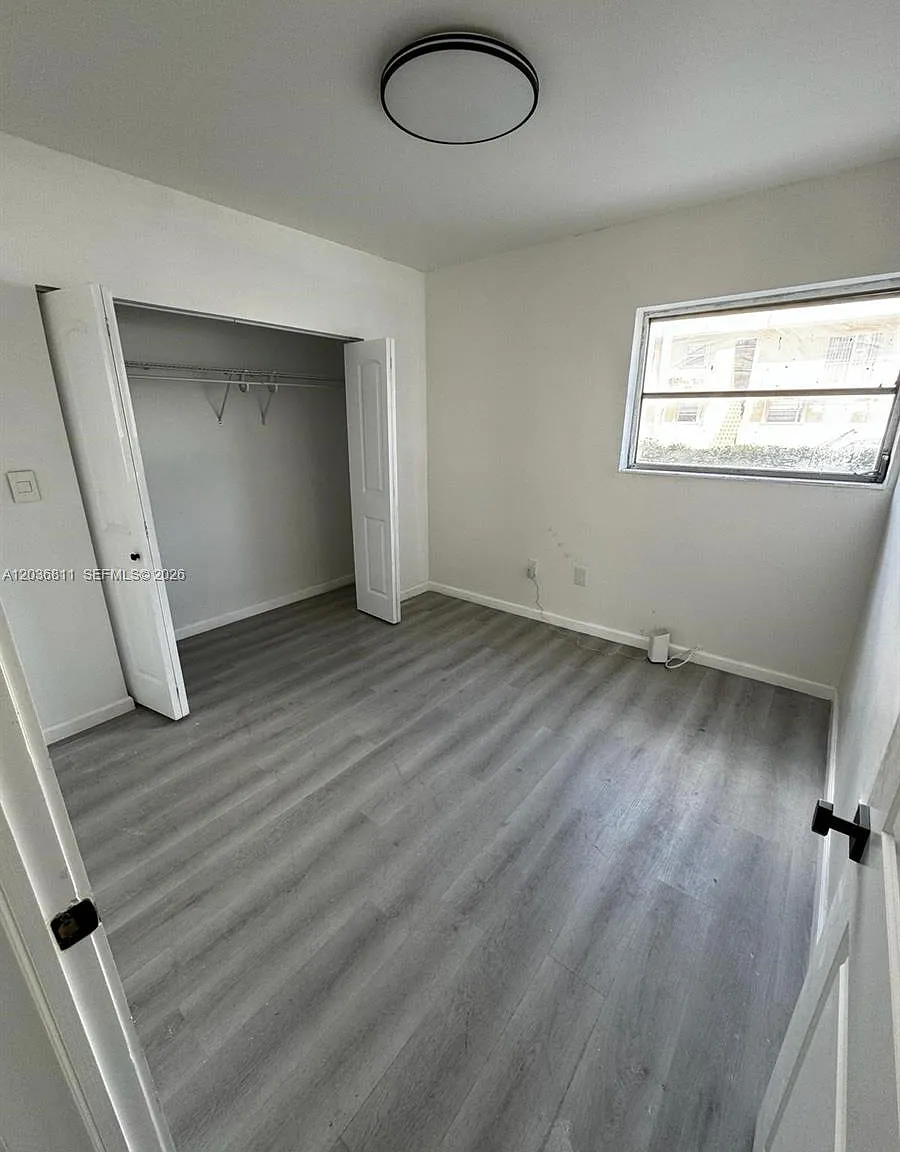 Lawrence Estates Land Cos — Photo 4