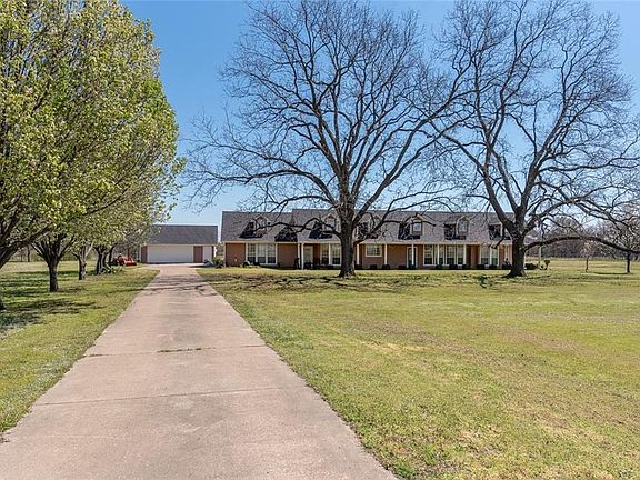 5th image of 1215 Vz County Road 3216