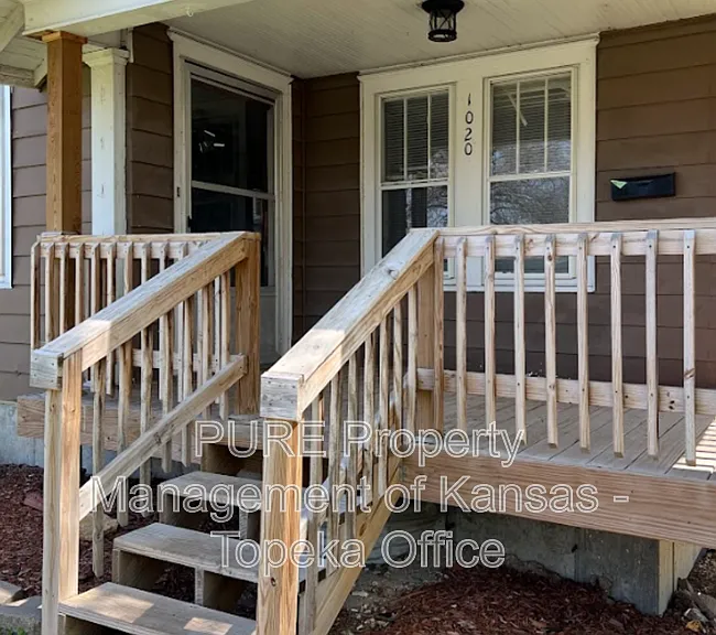 1020 SW Woodward Ave — Photo 1