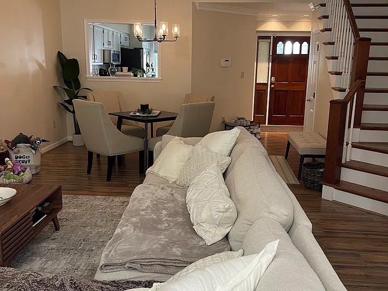 3313 Arbor Ter — Photo 10