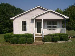 300 Garrett Dr, Laurens, SC 29360