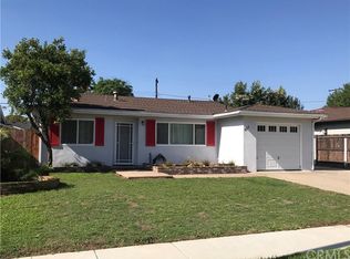 255 Albert Pl, Costa Mesa, CA 92627