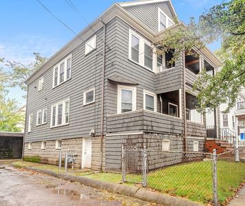 42 Belmont St, Somerville, MA, 02143