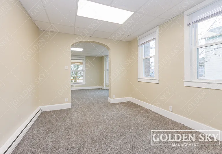 219 E Willard St #1 — Photo 9