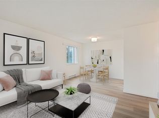 Graham Manor, Victoria, BC V8T 3Y9