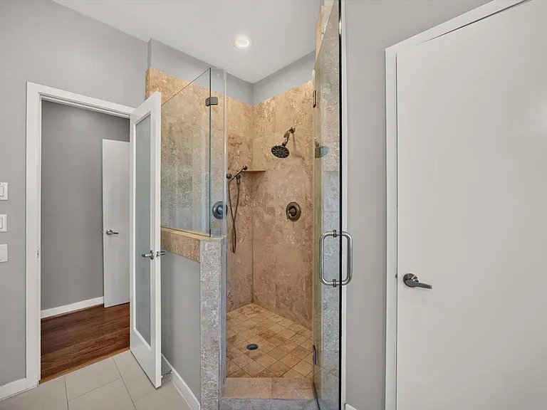 6016 Truro St — Photo 29