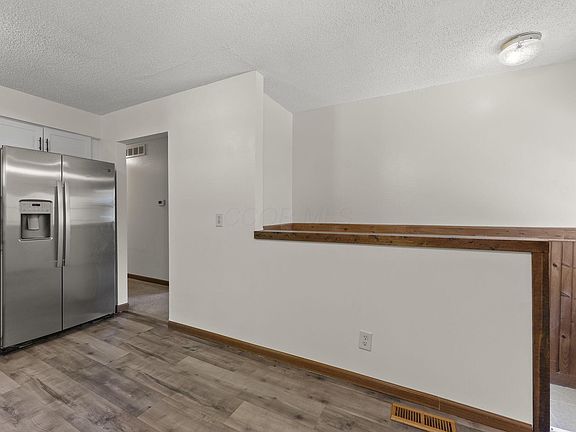 5th image of 5390 Mountville Ave