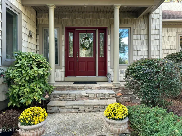 135 Lake Shore Drive, Pinehurst, NC 28374