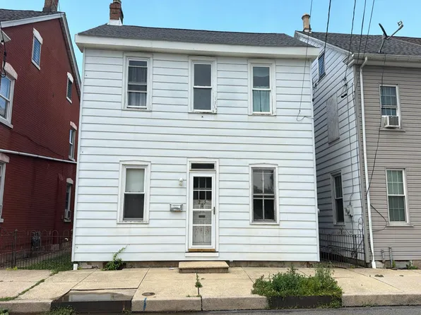 205 E 3rd St, Boyertown, PA 19512