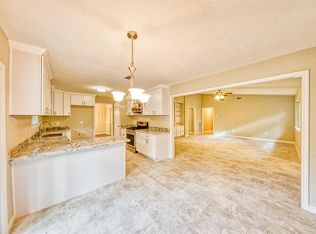 1207 Kingsbridge Rd, Houston, TX 77073