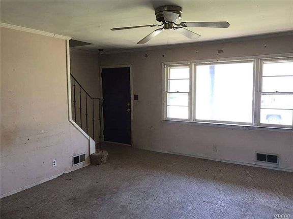 5th image of 72 Intervale Ave
