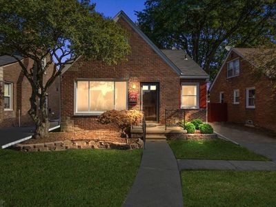 20917 Woodmont St, Harper Woods, MI, 48225