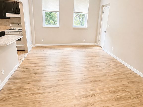 2nd image of 321 Ella St #5