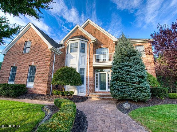2nd image of 723 Palmer Avenue