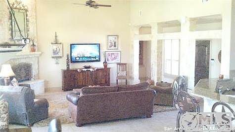 4th image of 224 Western Oaks