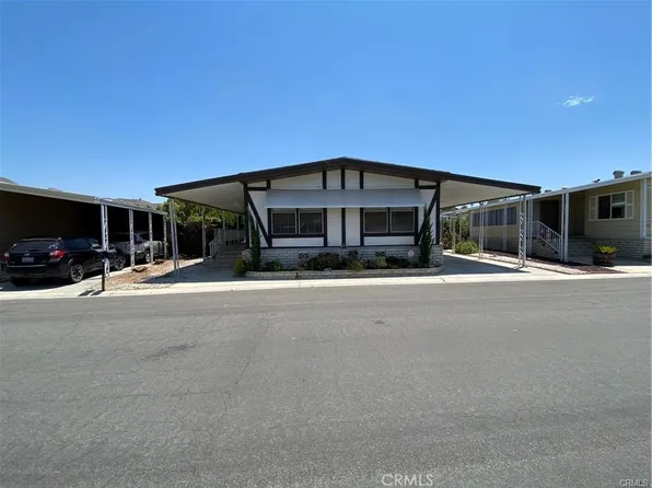 2230 Lake Park Dr Spc 142, San Jacinto, CA 92583