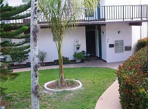 Home For Sale In Greenway Village