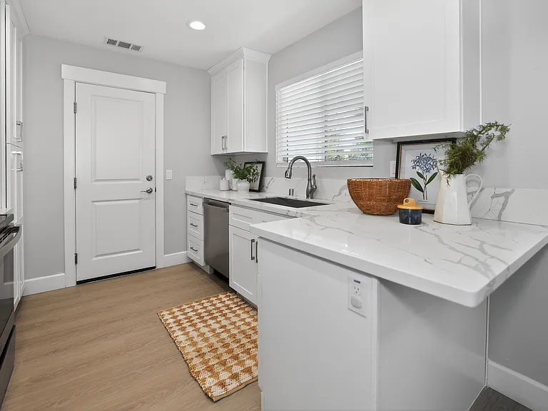 4935 Cowell Blvd #1 — Photo 7