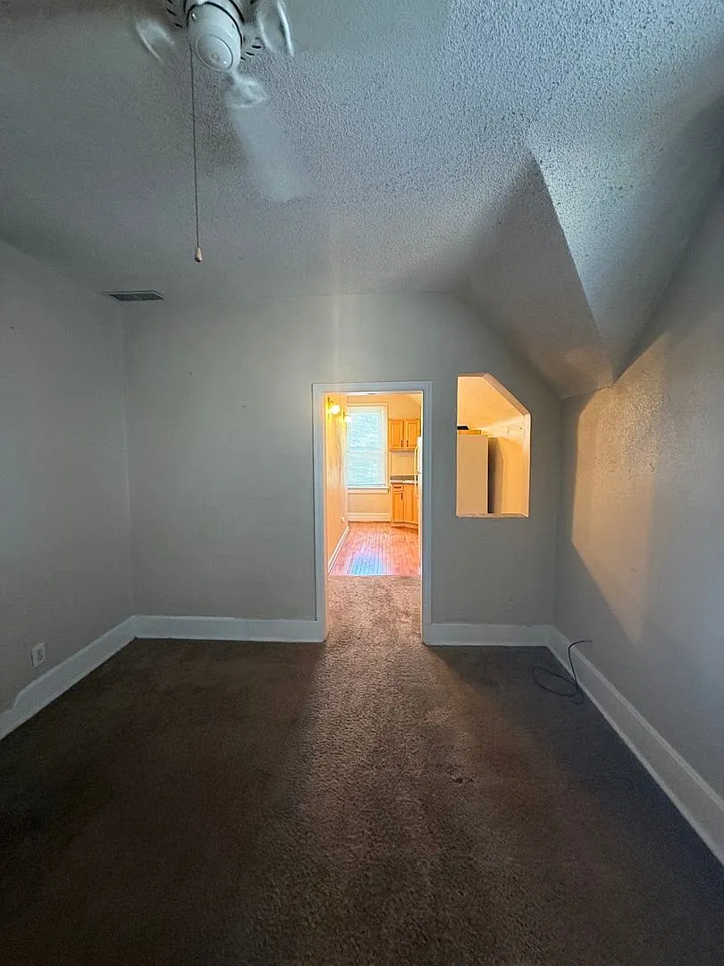 1 BR/1BA | Newly Renovated Condo | Back patio | In Denver! — Photo 4