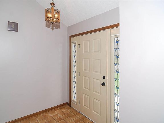 3rd image of 3420 Bando Ct W