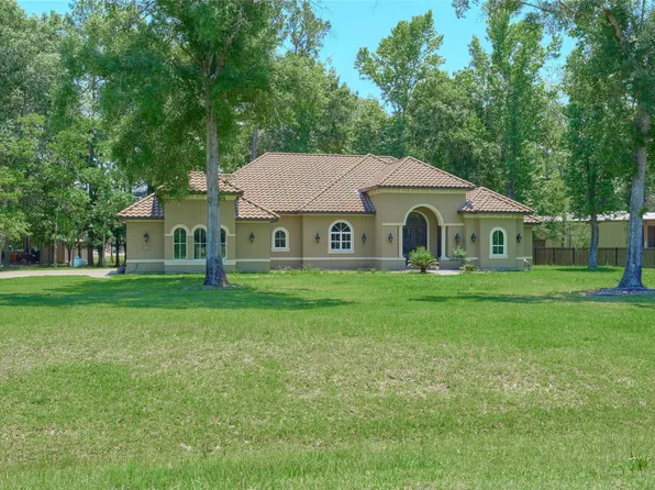 28526 Riverside Crest Ln, Huffman, TX 77336