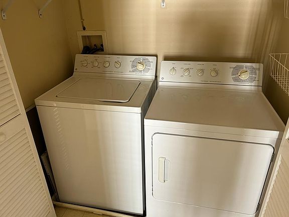 2nd image of 258 Market St E #258A