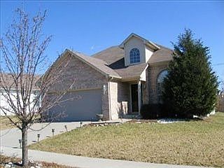 4th image of 560 Green Valley Dr