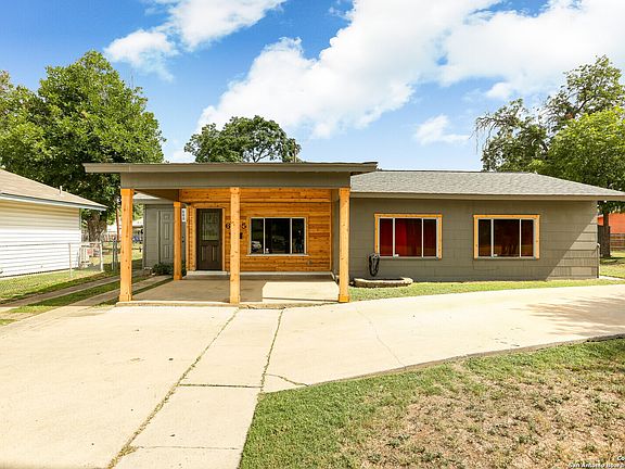 2nd image of 6715 Pecan Valley Dr