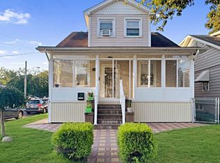87 E 4th St, Clifton, NJ 07011