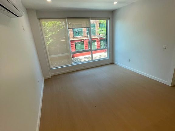 3rd image of 74 Webster St #2F