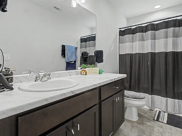 785 Fairview Cir — Photo 22