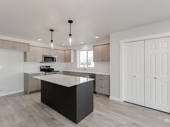 4th image of 9176 W White Jasmine Ct