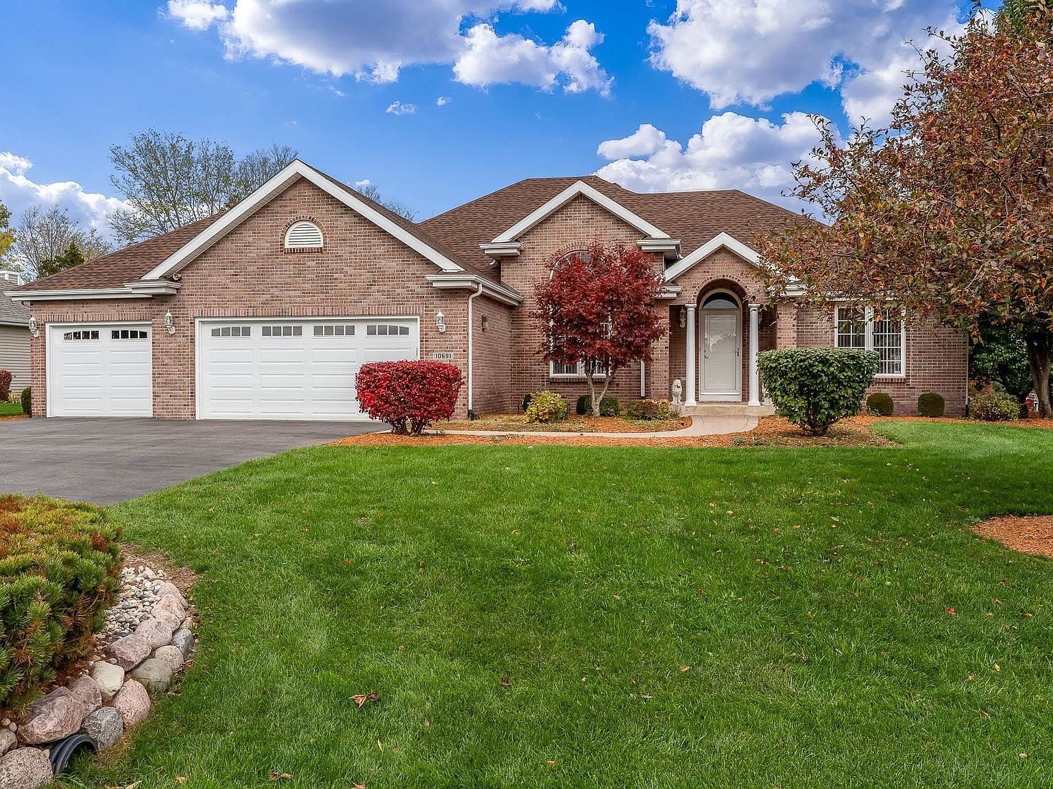 10691 Chicory Ridge Way, Roscoe, IL 61073 Zillow