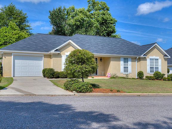 3rd image of 37 Hillwood Ct