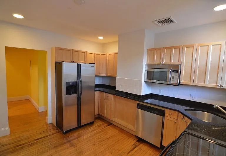 60 Dracut St #2 — Photo 22