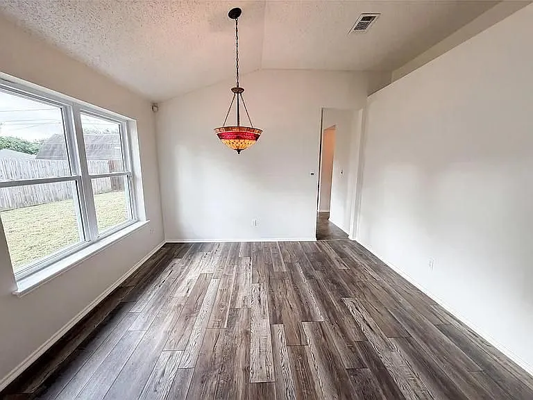 10304 Pondwood Dr — Photo 16