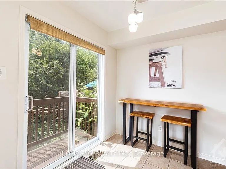 2 Borealis Cres — Photo 12