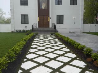 1 Heath St, Eatontown, NJ 07724