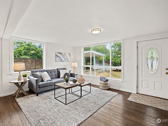 3rd image of 20721 2nd Avenue S
